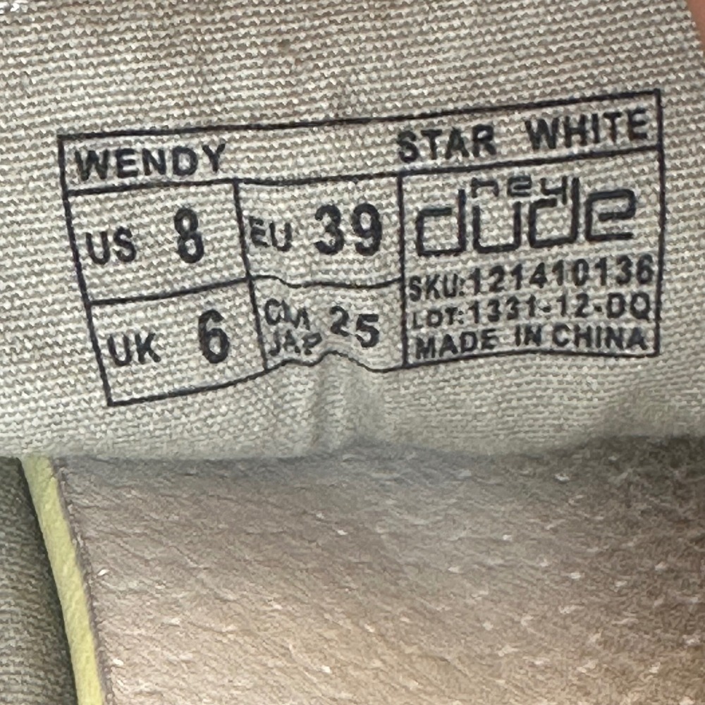Hey Dude Wendy Star White‎ Women Size 8 Slip On Canvas Loafers Moon and Back - Picture 7 of 10